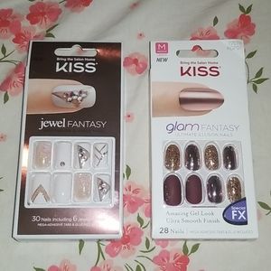 2 Sets of Glue On Nails.